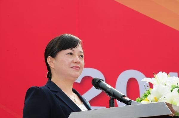 長沙師范學校隆重舉行2013級新生軍訓會操暨開學典禮