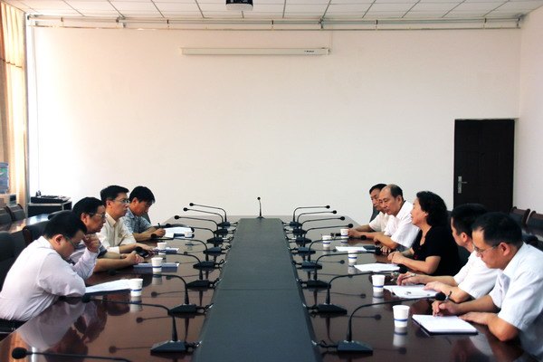 鄭州國際會展中心領導來鄭州職業技術學院考察