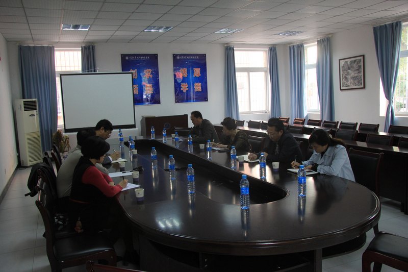 永川區(qū)副區(qū)長(zhǎng)孔萍一行來(lái)重慶大學(xué)城市科技學(xué)院調(diào)研