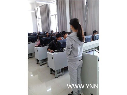 2013級(jí)新生心理普查施測工作圓滿結(jié)束