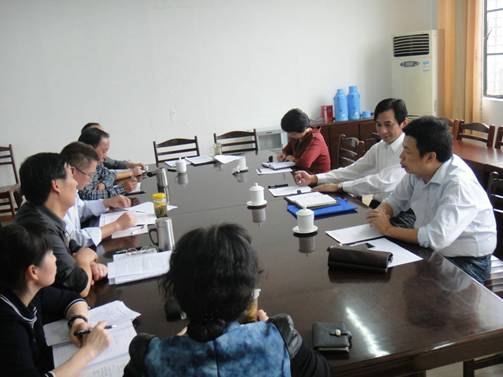 (圖文)工商學院召開黨的群眾路線教育實踐活動專題民主生活會