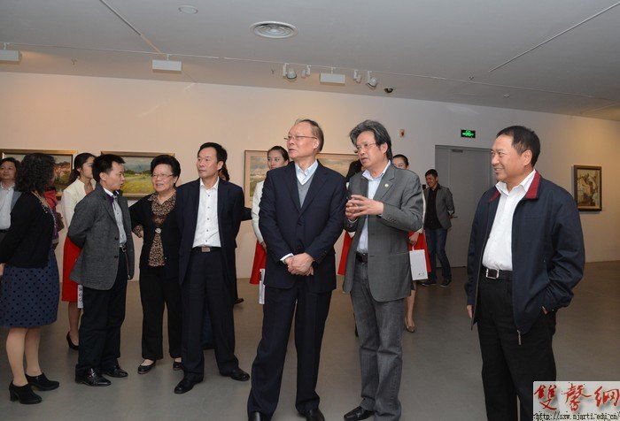 風(fēng)·景崔雄油畫作品在南京藝術(shù)學(xué)院美術(shù)館開展