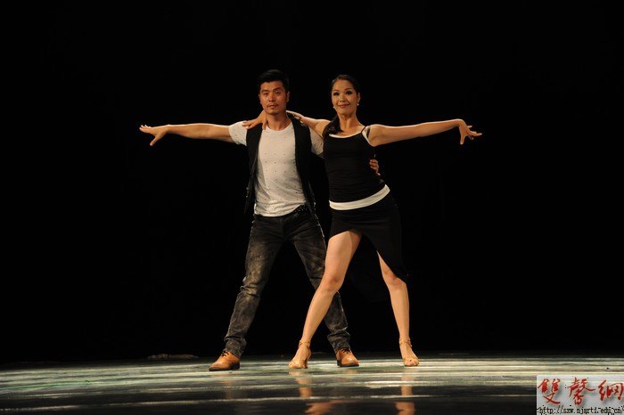 第二屆青年教師技能展演舞蹈專場精彩上演