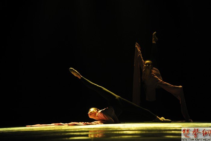 第二屆青年教師技能展演舞蹈專場精彩上演