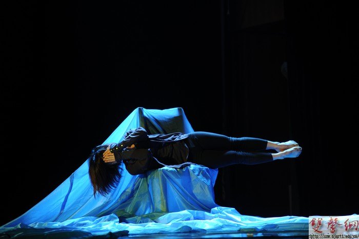 第二屆青年教師技能展演舞蹈專場精彩上演