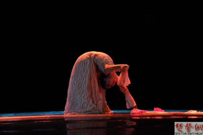 第二屆青年教師技能展演舞蹈專場精彩上演