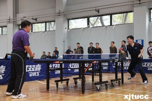 西安交通大學城市學院代表隊在2013陜西省大學生乒乓球比賽暨“校長杯”乒乓球比賽中獲佳績