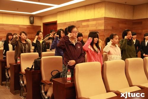 西安交通大學城市學院愛國主義教育暨教學實驗基地掛牌儀式隆重舉行