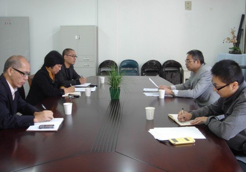 龔建立校長(zhǎng)出席藝術(shù)學(xué)院作風(fēng)建設(shè)問(wèn)題反饋會(huì)