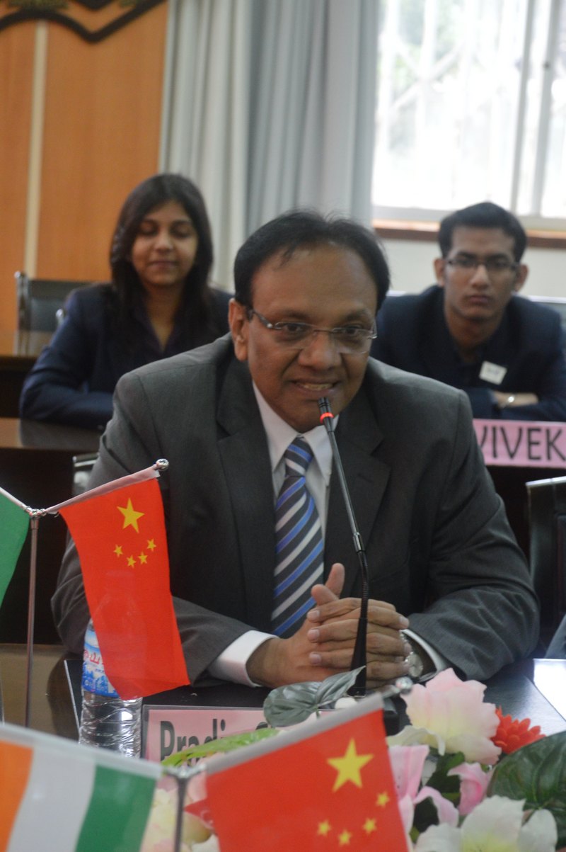 云南師范大學(xué)商學(xué)院召開印度留學(xué)生留學(xué)體驗匯報會