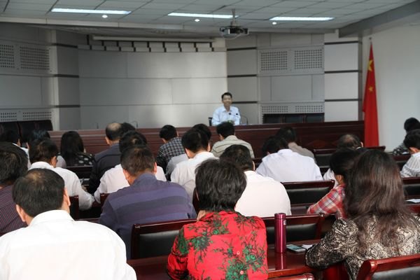 許昌學院傳達全國全省組織工作會議精神