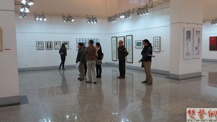 南京藝術學院第二屆青年教師技能展演美術作品展開幕