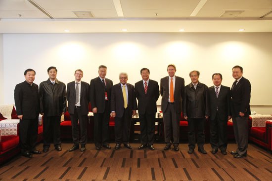 北京城市學(xué)院舉辦“教育與城市發(fā)展的互動(dòng)”國(guó)際論壇