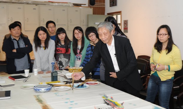 陳家泠教授在中國畫學院舉辦講座