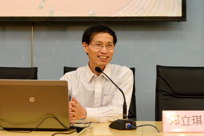 全省高校校報研究會鄭立琪會長來南京藝術(shù)學(xué)院講座