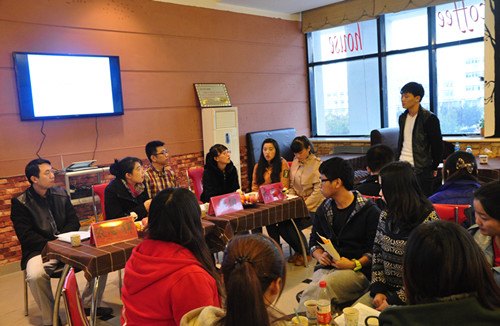 里仁學院召開學生社團座談交流會