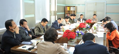 湖北工業大學召開領導班子專題民主生活會