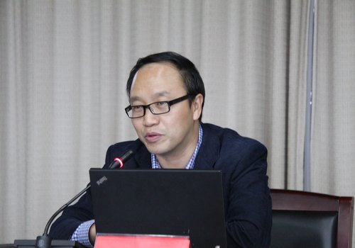 杭電黨委副書記金一斌作客臺州學院思政論壇