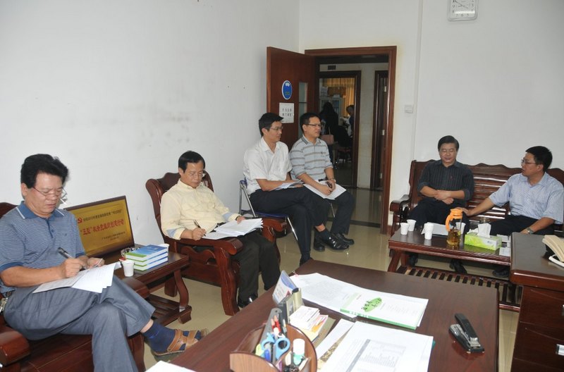 學生處召開中層領導干部專題民主生活會