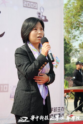 第五屆“傳媒人”活動周開幕 陳思中鼓勵師生學以致用