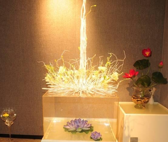 巧手插出“春天”來