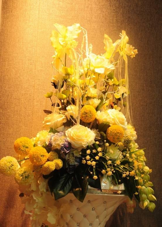 巧手插出“春天”來