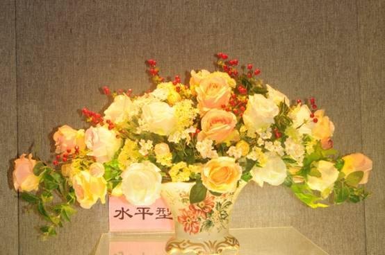 巧手插出“春天”來