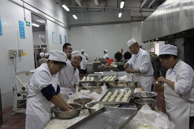 飲食服務(wù)中心舉行第十三屆全員烹飪大賽