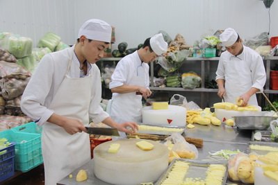 飲食服務(wù)中心舉行第十三屆全員烹飪大賽