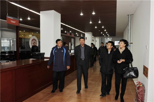 LСУِ߾OzMWRLWԺz鿼