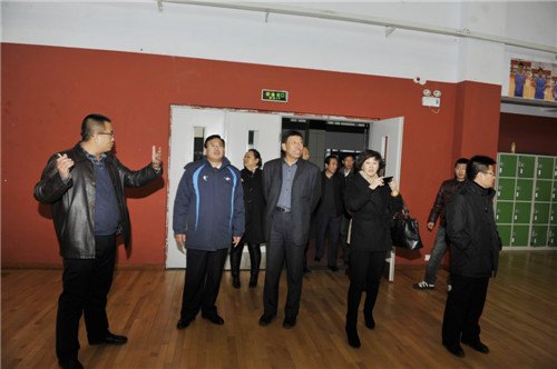 LСУِ߾OzMWRLWԺz鿼