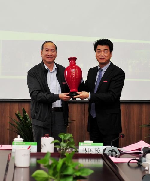 福建農林大學召開校園劇《上大學》觀后座談會