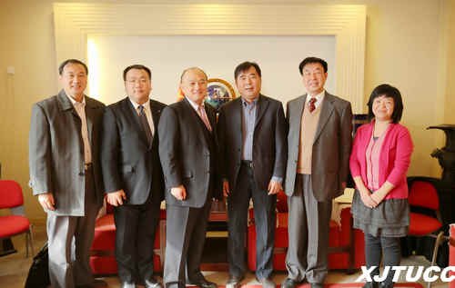 日本城西國際大學副校長倉林真砂斗教授來訪西安交通大學城市學院