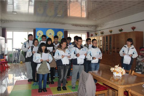 建筑與規劃學院踐行社開展“關愛老人”愛心活動