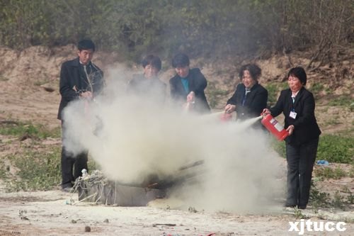 西安交通大學城市學院組織開展2013年“11.9消防日”宣教周活動