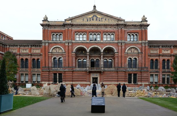 徐冰裝置作品《桃花源的理想一定要實現》在倫敦V&A美術館展出