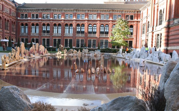 徐冰裝置作品《桃花源的理想一定要實現》在倫敦V&A美術館展出