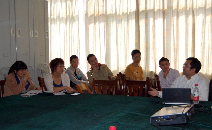 蘇州大學(xué)特聘教授陳新建博士聘為廣西師范學(xué)院計信學(xué)院兼職教授