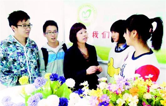 【湖北日?qǐng)?bào)】反對(duì)四風(fēng) 服務(wù)群眾:把握學(xué)生心理健康