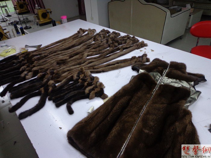 設計學院學生作品入圍NAFA杯第十屆中國國際青年裘皮服裝設計大賽