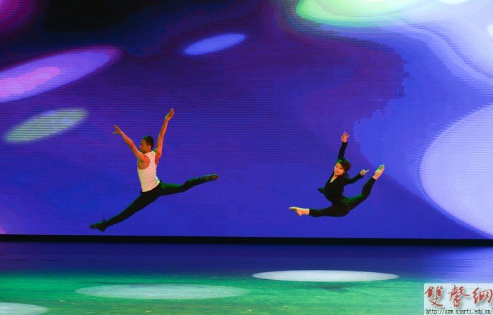 ҕlڶ̎չC(jing)Y¡e