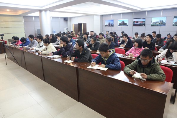 黨委宣傳部舉辦新聞寫(xiě)作培訓(xùn)講座