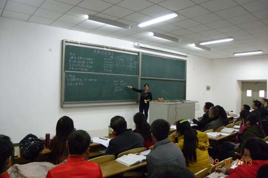 數(shù)學(xué)學(xué)院舉辦第三屆講課大賽(決賽)