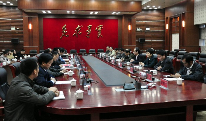 【60周年校慶專題】學校領導率隊赴崇左市看望校友