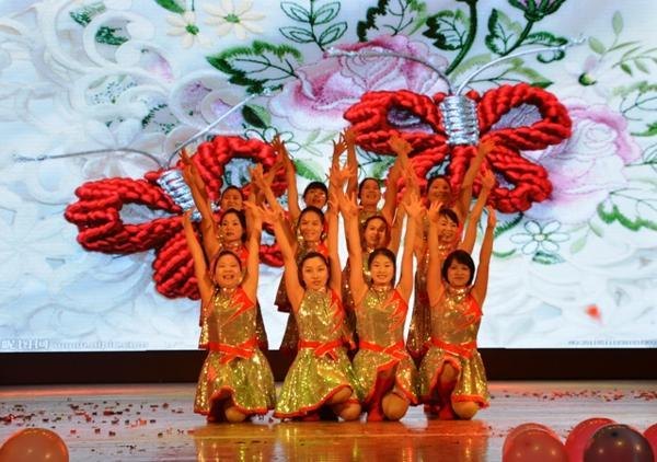 “幼師國培”新任園長班文娛晚會舉行