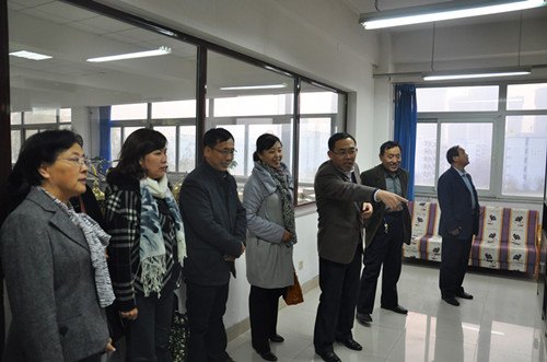 市總工會領導來燕山大學里仁學院視察工作