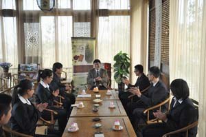 紅葉紛飛滿蘭亭  品茗暢談職業(yè)夢(mèng)——第九期“蘭亭茶敘”圓滿落幕