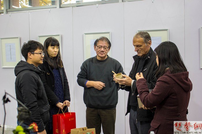 設計學院舉辦“Enthüllung東西”海斯特教授第八次工作坊作品展