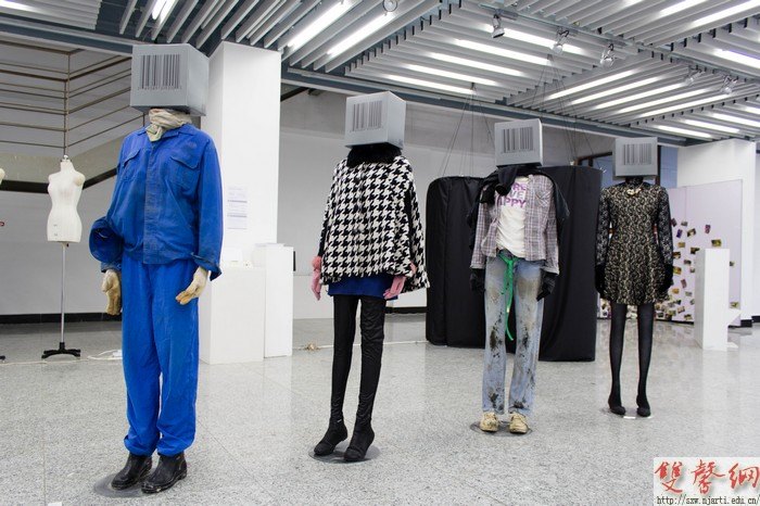 設計學院舉辦“Enthüllung東西”海斯特教授第八次工作坊作品展