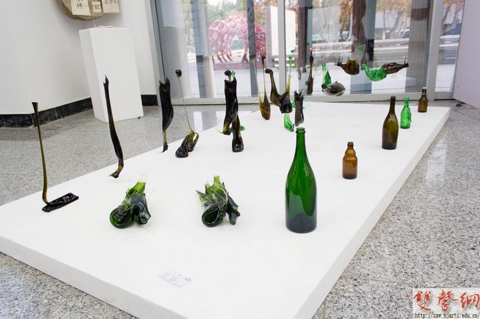 設計學院舉辦“Enthüllung東西”海斯特教授第八次工作坊作品展